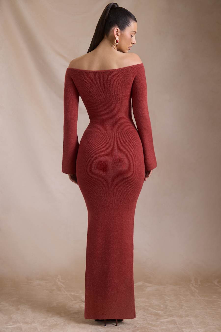 Terneigh Ribbed-Knit Off-Shoulder Maxi Dress in Brick Red